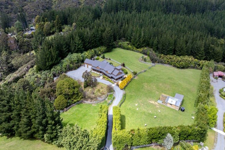 Photo of property in 32e Kaitoke Loop, Kaitoke, Upper Hutt, 5018