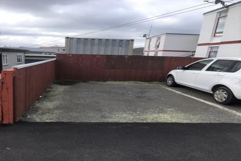 Photo of property in 3/255 Coutts Street, Rongotai, Wellington, 6022