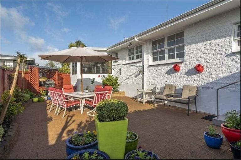 Photo of property in 12b Whitaker Street, Otumoetai, Tauranga, 3110