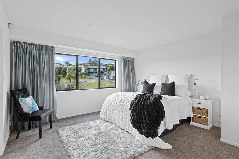 Photo of property in 57a Glencoe Road, Browns Bay, Auckland, 0630