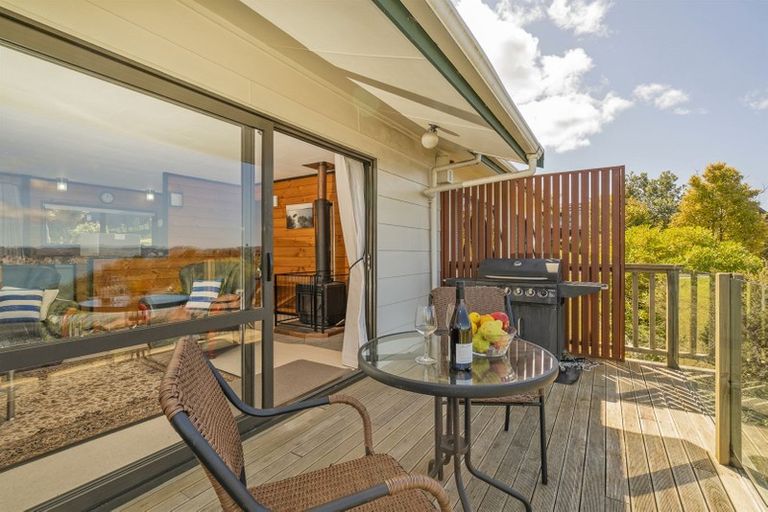 Photo of property in 12 Miro Place, Whitianga, 3510