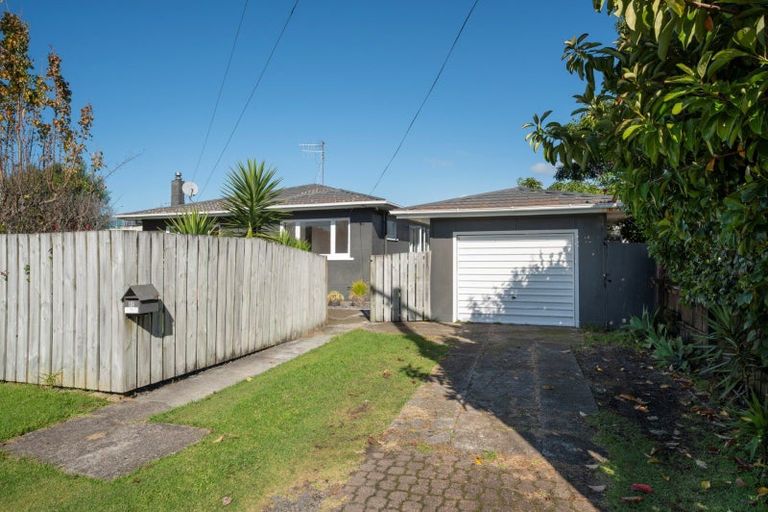 Photo of property in 60 Pemberton Crescent, Greerton, Tauranga, 3112
