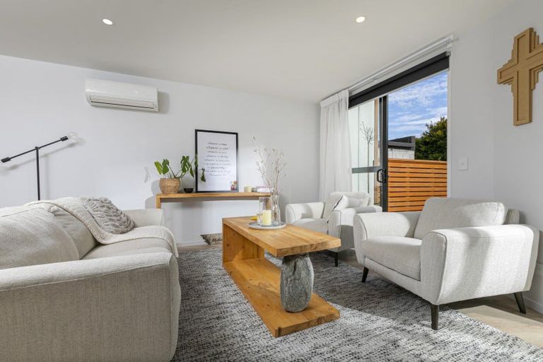 Photo of property in 105 Bonair Crescent, Silverdale, 0932