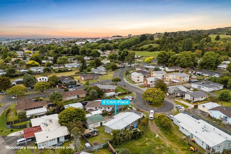 Photo of property in 8 Citril Place, Red Hill, Papakura, 2110