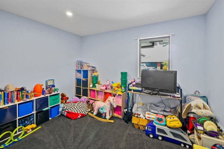 Photo of property in 50 Heathridge Place, Lincoln, 7608