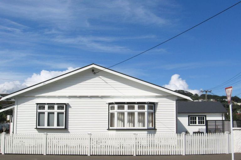 Photo of property in 22 Torridon Road, Miramar, Wellington, 6022