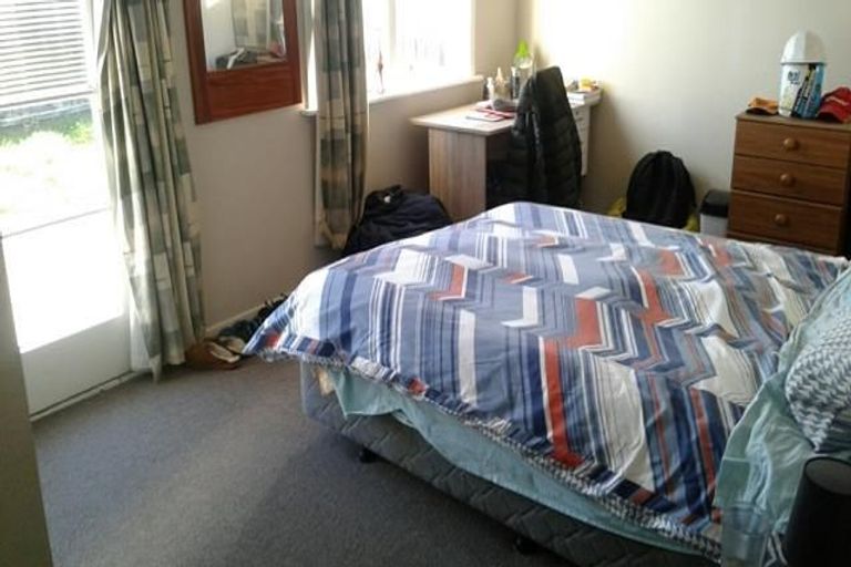 Photo of property in 9 Hillary Crescent, Upper Riccarton, Christchurch, 8041