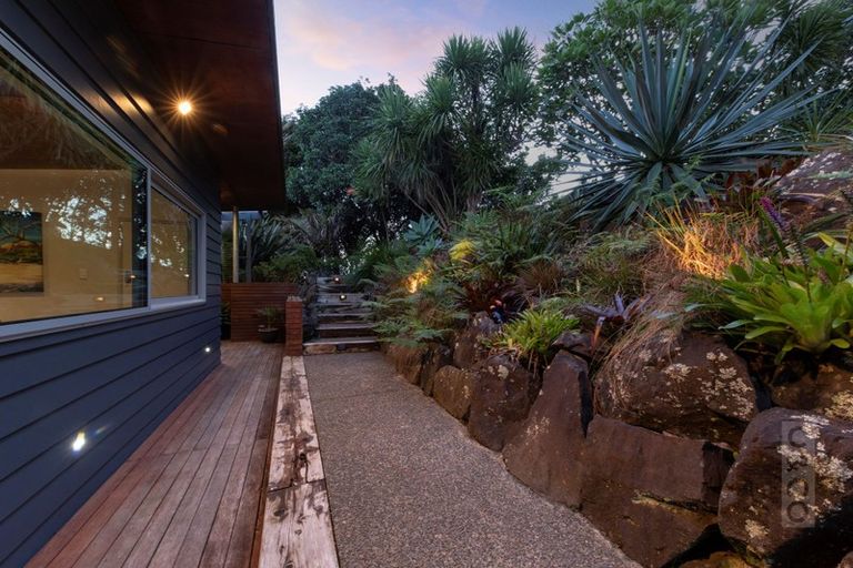 Photo of property in 175 Hanham Road, Kumeu, 0891