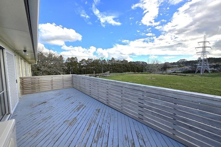 Photo of property in 6 Deacon Road, Riverhead, Kumeu, 0892