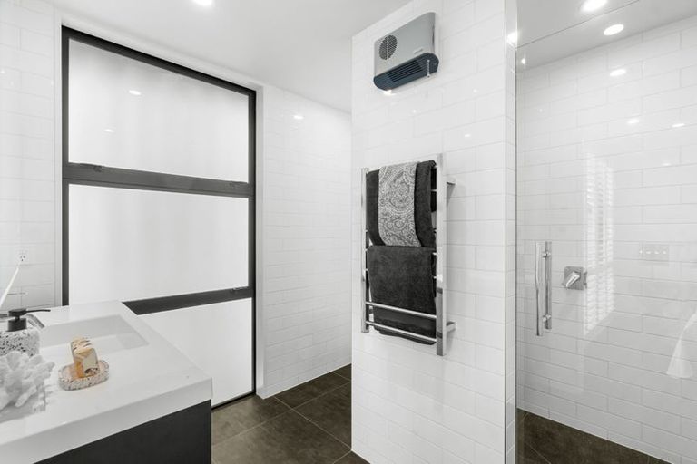 Photo of property in 42 Tui Street, Fendalton, Christchurch, 8041