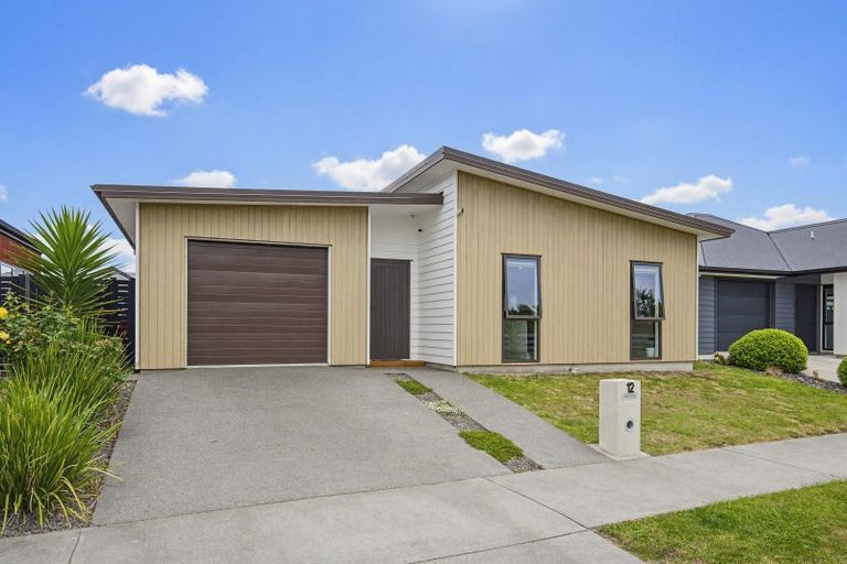 Photo of property in 12 Enereta Road, Otaki, 5512