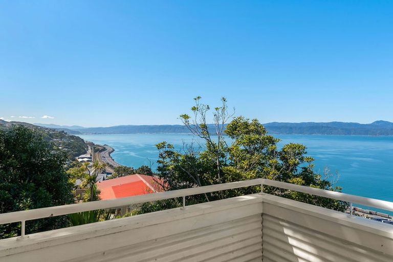 Photo of property in 145 Barnard Street, Wadestown, Wellington, 6012