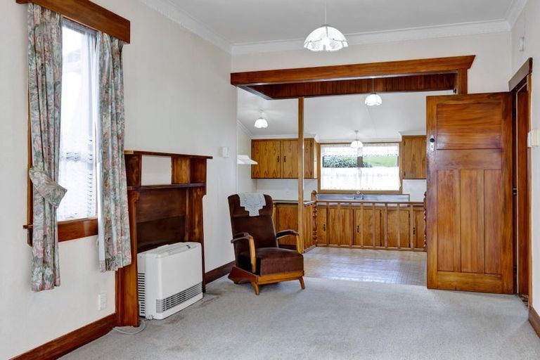 Photo of property in 86 Stanners Street, Eltham, 4322