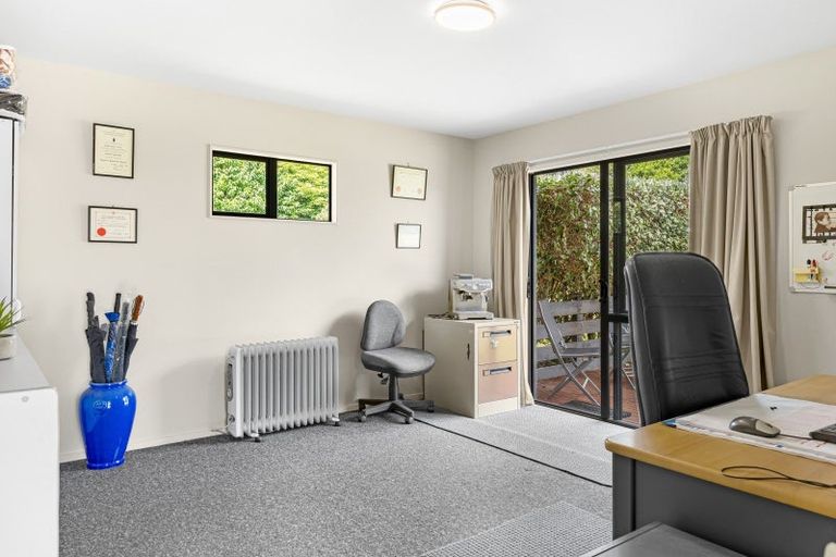 Photo of property in 39 Kew Road, Westport, 7825