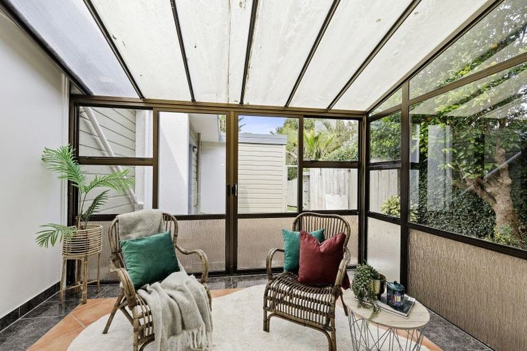 Photo of property in 76a Wai-iti Crescent, Woburn, Lower Hutt, 5010