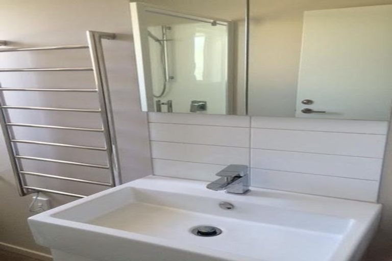 Photo of property in 3/75 Geraldine Street, Edgeware, Christchurch, 8013