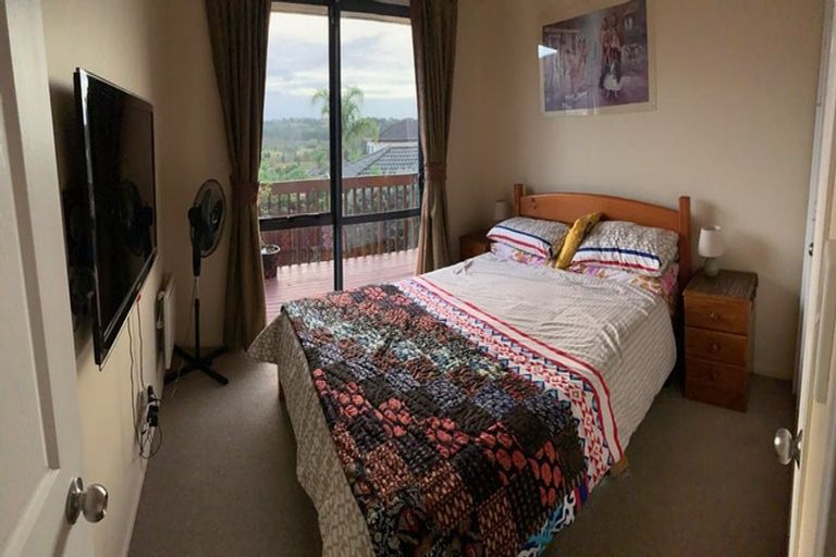 Photo of property in 12 Natasha Lane, Henderson, Auckland, 0612