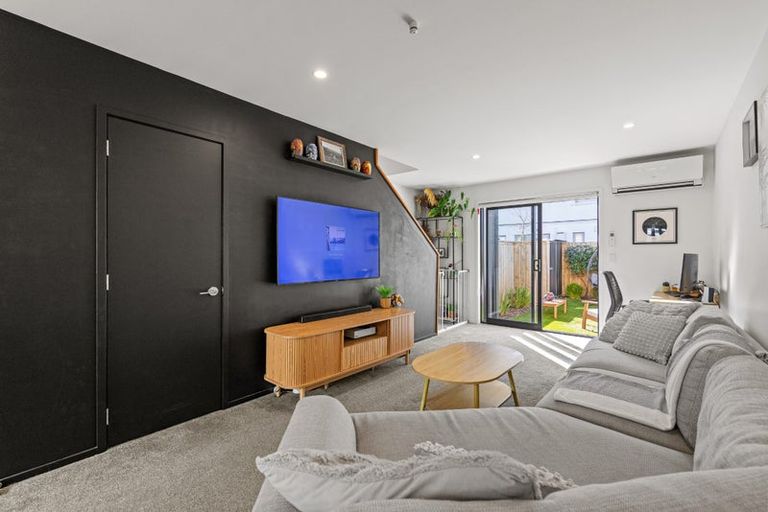 Photo of property in 5/307 Armagh Street, Christchurch Central, Christchurch, 8011