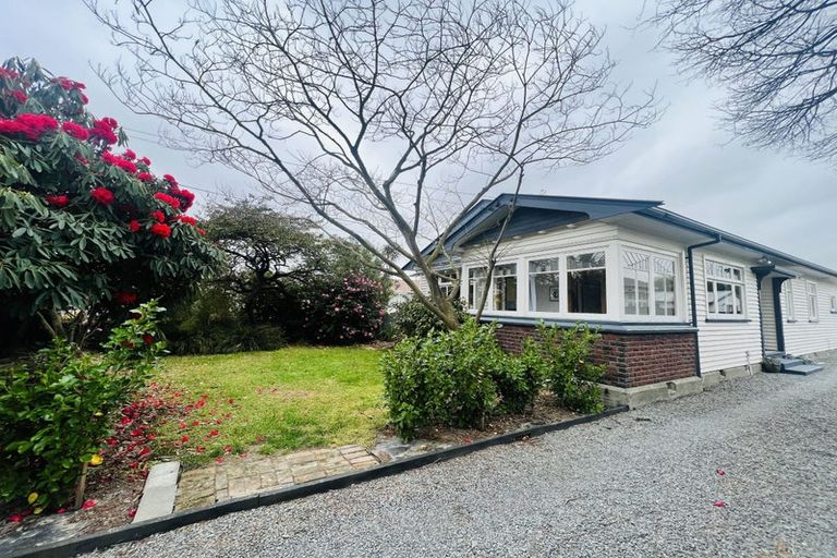 Photo of property in 100 Edward Avenue, Edgeware, Christchurch, 8013