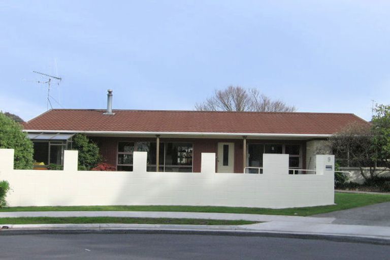 Photo of property in 9 Grassy Downs Place, St Andrews, Hamilton, 3200