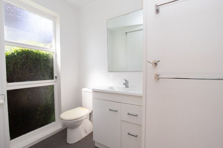 Photo of property in 36 Pipiroa Road, Ngatea, 3503