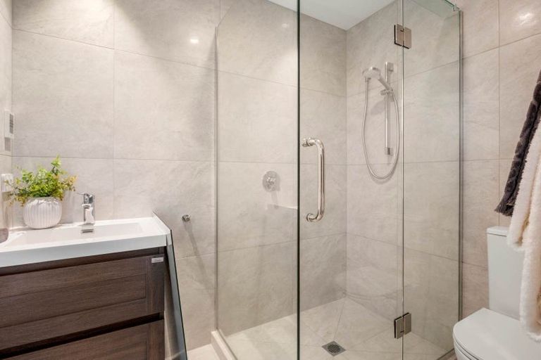 Photo of property in 14 Third Fairway Place, Albany, Auckland, 0632