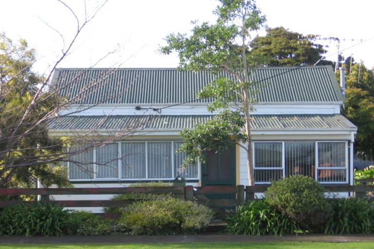 Photo of property in 23 Reeve Street, Levin, 5510