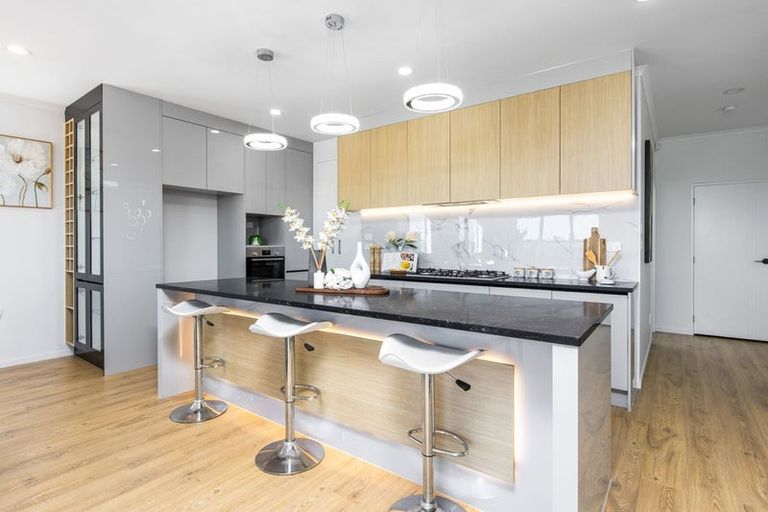 Photo of property in 20 Evergreen Parade, Rosehill, Papakura, 2113