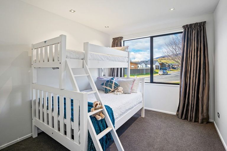 Photo of property in 42a-b Kelliher Drive, Wanaka, 9305