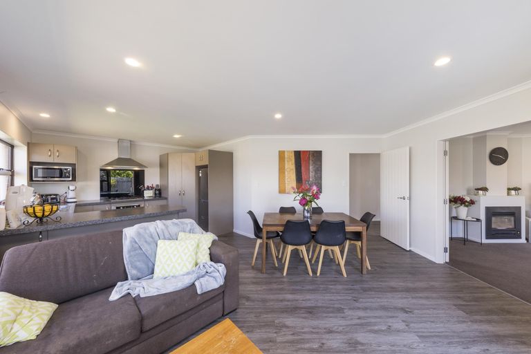 Photo of property in 62 Branigan Parade, Kelvin Grove, Palmerston North, 4414