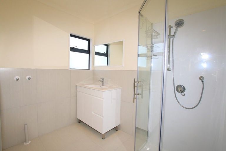 Photo of property in 61 Alabaster Drive, Papatoetoe, Auckland, 2025