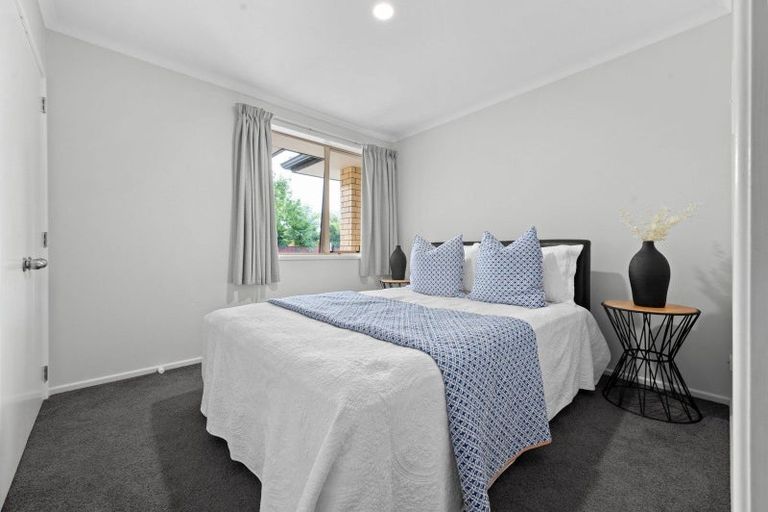 Photo of property in 1 Gresham Place, Rototuna North, Hamilton, 3210