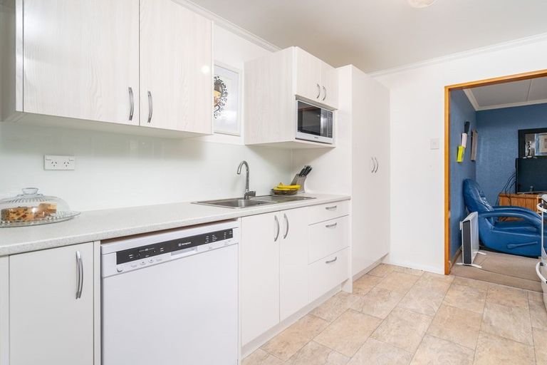 Photo of property in 6 Bernard Street, Kenmure, Dunedin, 9011