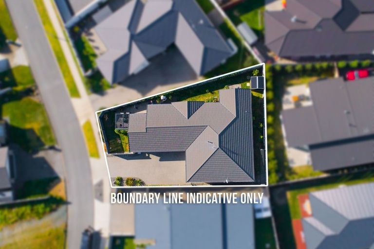 Photo of property in 9 Bridford Way, Paraparaumu, 5032