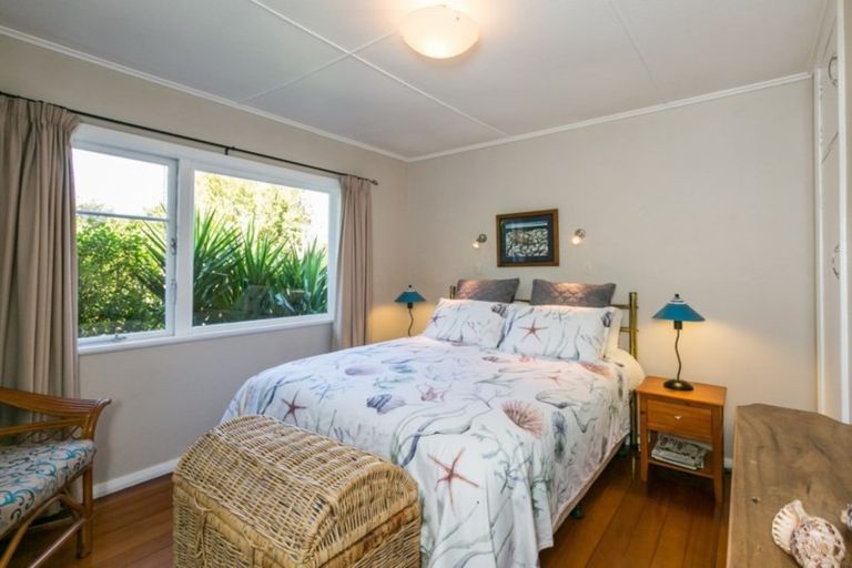 Photo of property in 52 Meeanee Road, Taradale, Napier, 4112