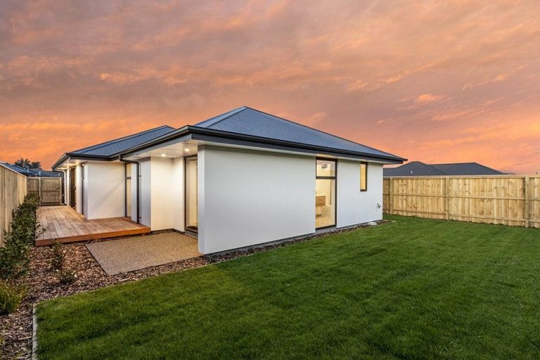 Photo of property in 3 Mehrtens Crescent, Woodend, 7691