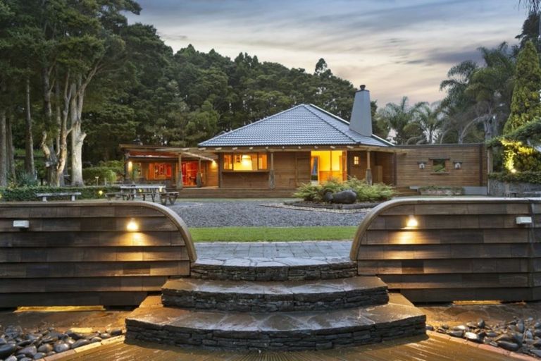 Photo of property in 1184 Kahikatea Flat Road, Waitoki, Kaukapakapa, 0871