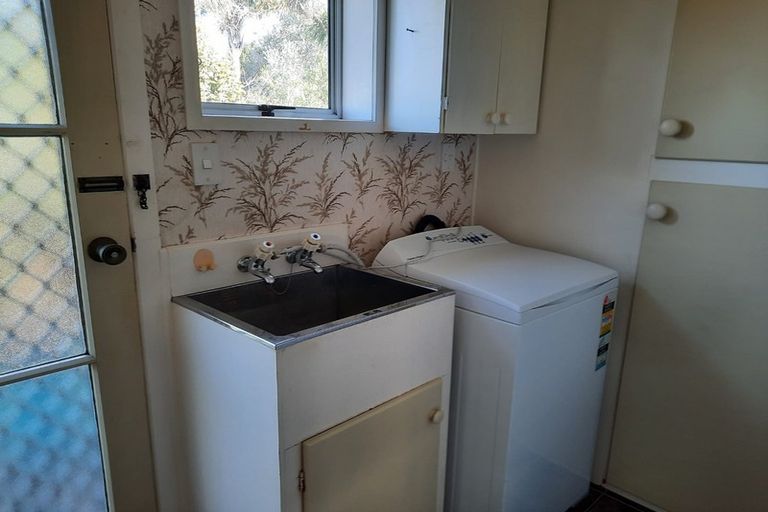 Photo of property in 1/48 Halberg Street, Glenfield, Auckland, 0629