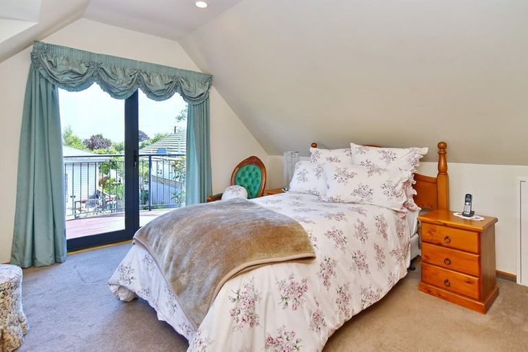 Photo of property in 38 Cashmere View Street, Somerfield, Christchurch, 8024