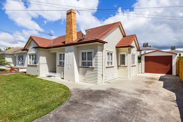 Photo of property in 13 Bell Street, Hamilton East, Hamilton, 3216