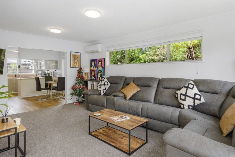 Photo of property in 2/87a Middlepark Road, Sockburn, Christchurch, 8042