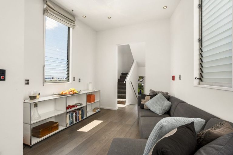 Photo of property in 4 Augustus Terrace, Parnell, Auckland, 1052