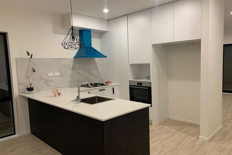 Photo of property in 155 Grove Road, Papakura, 2110