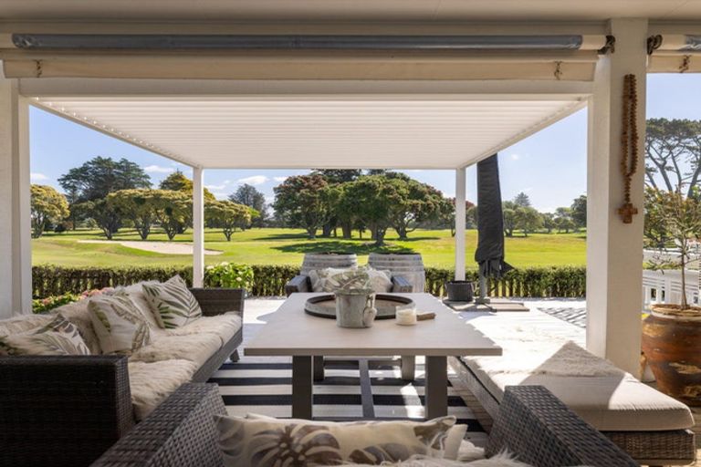 Photo of property in 198 Oceanbeach Road, Mount Maunganui, 3116