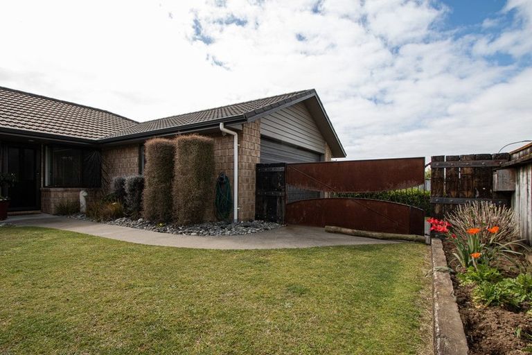 Photo of property in 247 Raeburne Street, Te Awamutu, 3800