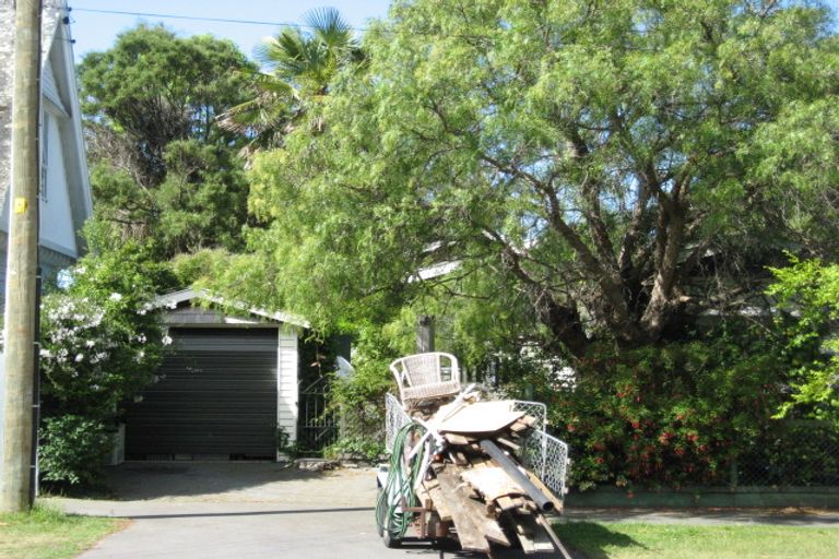 Photo of property in 13 Nayland Street, Sumner, Christchurch, 8081