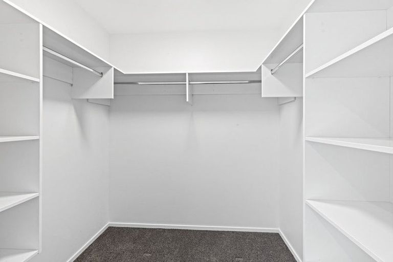 Photo of property in 28 Chatsworth Avenue, Rangiora, 7400