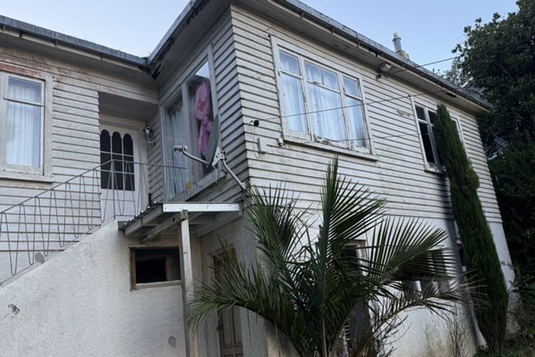 Photo of property in 43 Rangoon Street, Khandallah, Wellington, 6035