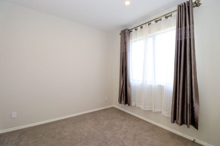 Photo of property in 30 Booker Drive, Tuakau, 2121