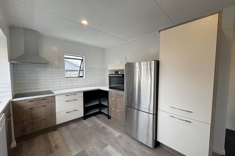 Photo of property in 131a Olliviers Road, Phillipstown, Christchurch, 8011